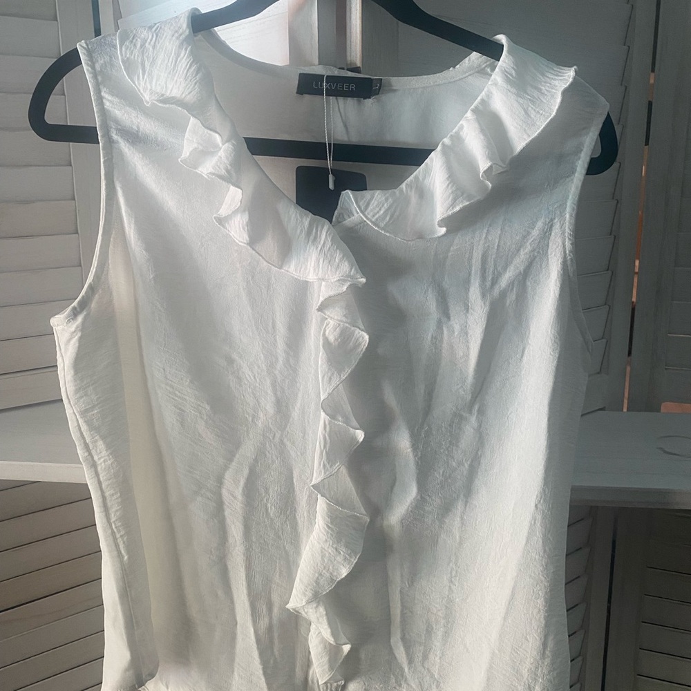 NWT White Ruffle Women's Top